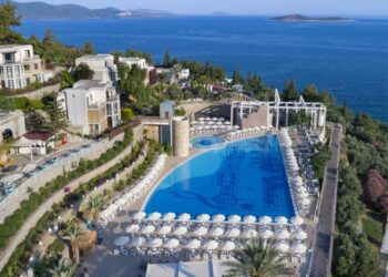 Hotel nad morzem w Turcji - Traveligo Blog