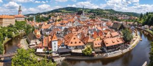 Panorama miasta z rzeka. - Traveligo Blog