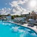 Basen i taras hotelowy w Punta Cana. Traveligo Blog