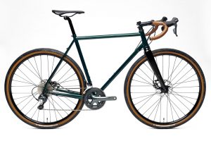 Zielony rower gravel. Traveligo Blog