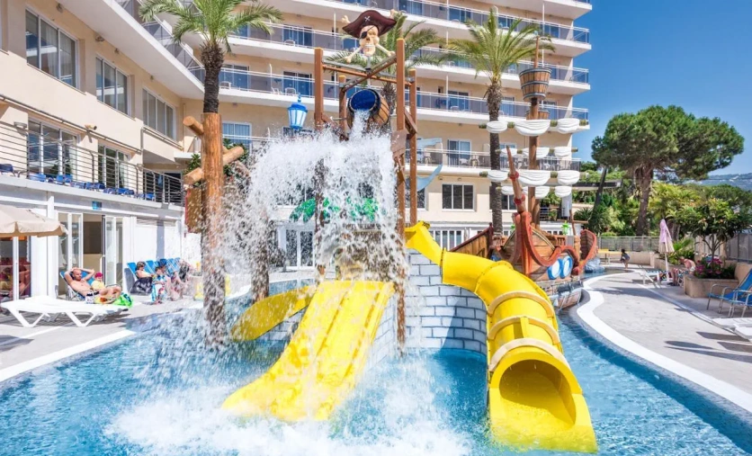 Hotel Oasis Park Splash, Calella, Hiszpania