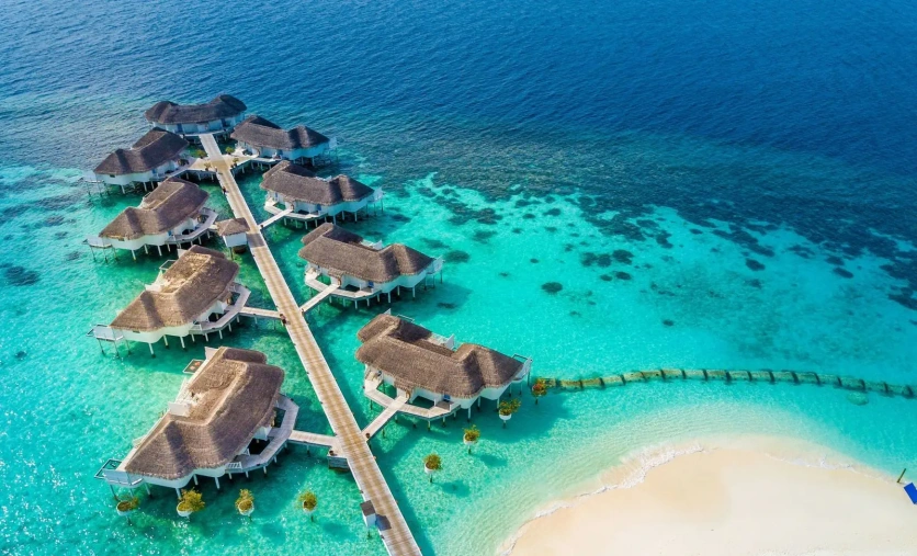 Hotel Centara Grand Island Resort, Machchafushi, Malediwy
