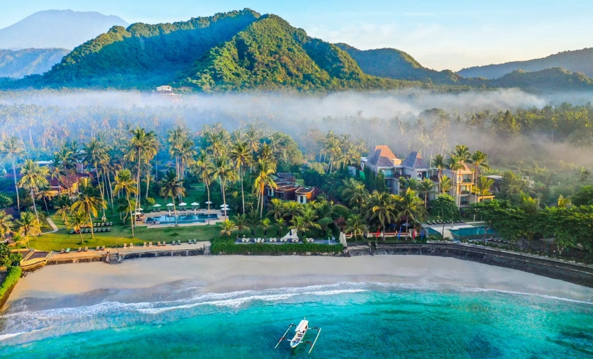 Hotel Candi Beach Resort & Spa