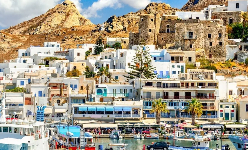 Paros wakacje 2025