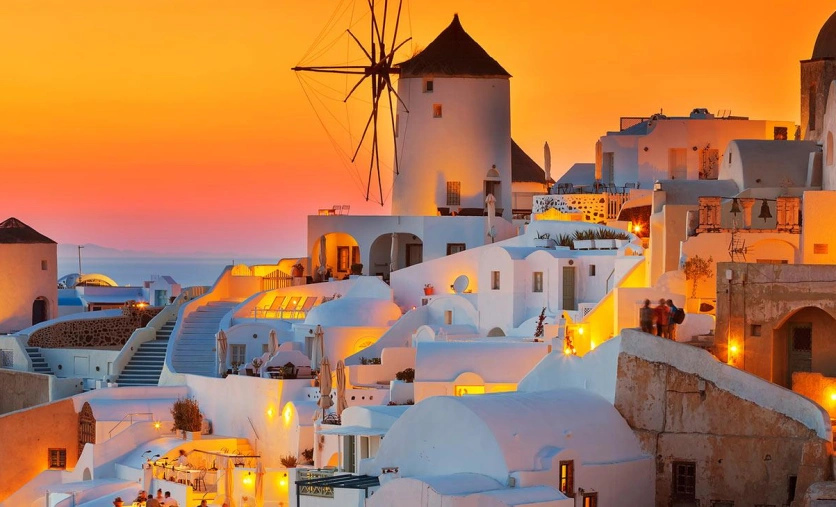 Santorini wakacje lato 2025