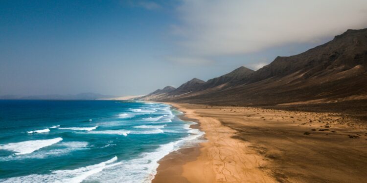 Fuerteventura wakacje last minute