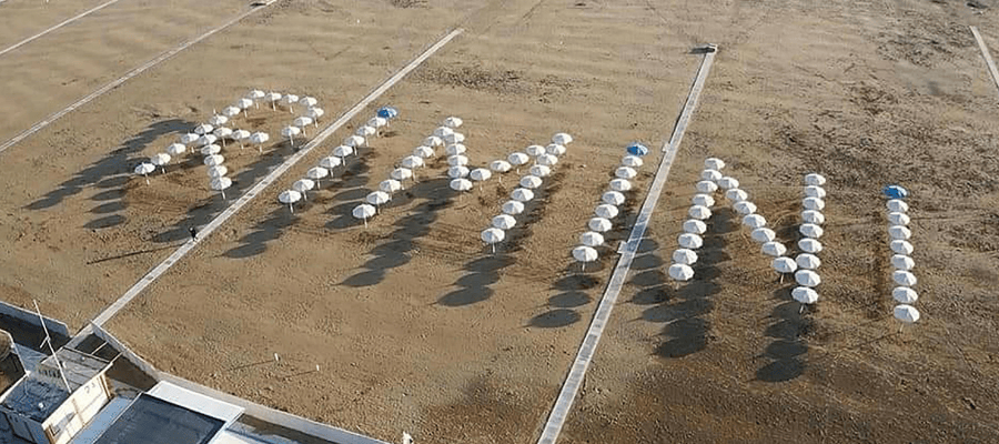 Rimini – plaża z łagodnym zejściem do morza