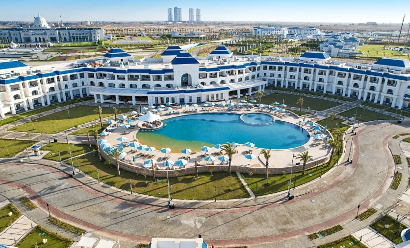 Gewan Palace – luksusowy hotel z basenem w El Alamein