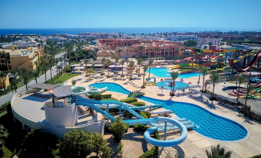 Hotel Jaz Lamaya Resort w Egipcie – aquapark, baseny i zjeżdżalnie w formule All Inclusive