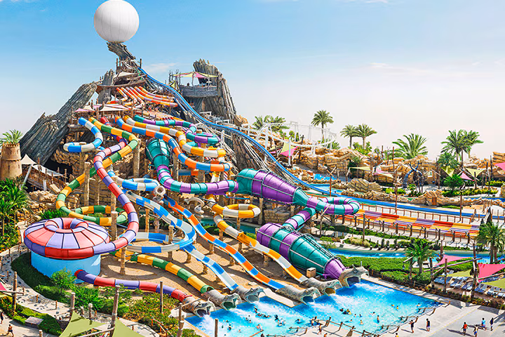 Yas Waterworld Abu Dhabi – park wodny z atrakcjami dla rodzin na wyspie Yas