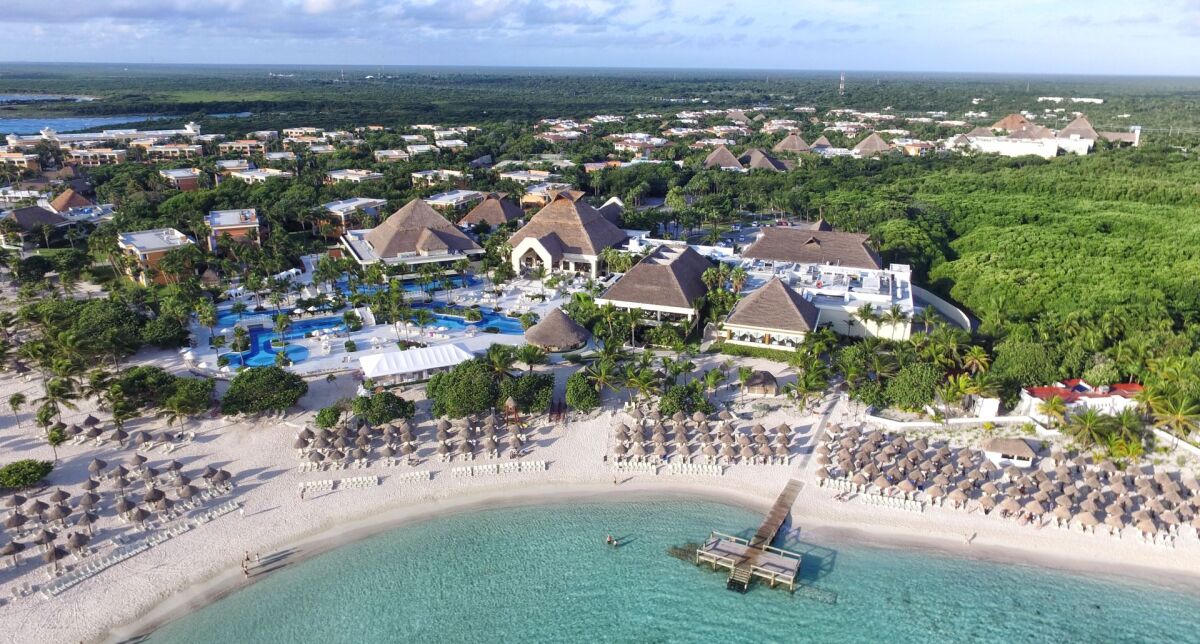 Bahia Principe Luxury Akumal – luksusowy resort przy plaży, widok z lotu ptaka