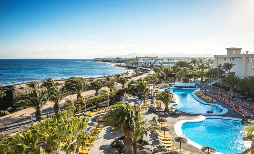 Hotel Beatriz Playa & Spa – baseny, palmy i nadmorskie położenie na Lanzarote