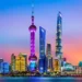 Panorama Szanghaju nocą – futurystyczne drapacze chmur i dzielnica Pudong