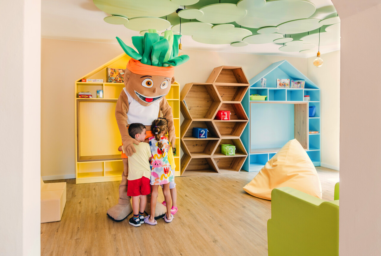 Klub Palmitos w Hotelu Jardín Tecina – animacje dla dzieci na La Gomerze