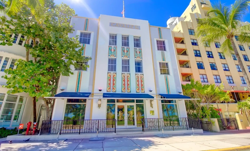 Miami Beach hotel The Cavalier USA wakacje city break Floryda