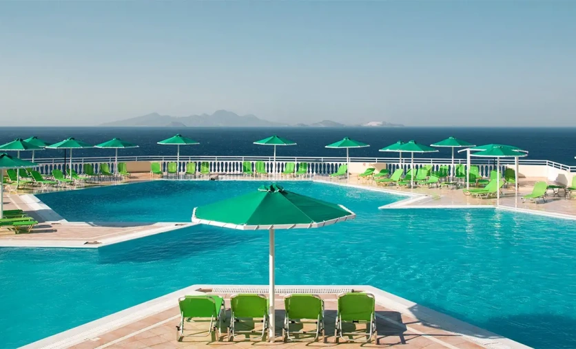 Canvas by Mitsis Family Village na Kos – hotel rodzinny z basenami i ofertą All Inclusive z widokiem na Morze Egejskie