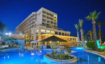 Hotel Golden Bay Beach, Larnaka
