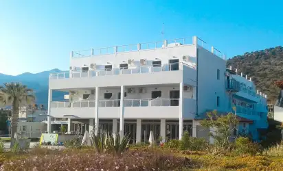 Hotel Neon, Kreta Wschodnia