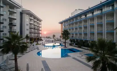 Hotel Ramada Hotel & Suites by Wyndham, Kusadasi