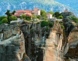 Meteory czyli zawieszone w niebie monastyry na Chalkidiki