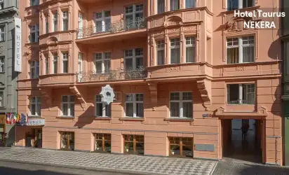 Hotel Taurus (Prague), Praga