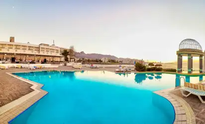 Hotel Dome (Girne), Cypr Północny