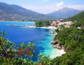 Miasteczko Syvota na wyspie Lefkada w Grecji