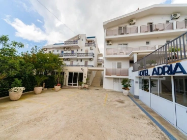 Hotel Adria (Bar), Riwiera Czarnogórska