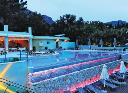 Hotel Akrotiri Beach, Korfu