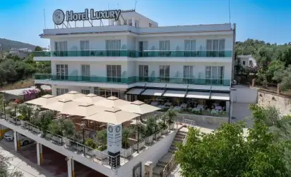 Hotel Luxury, Wybrzeże Jońskie 