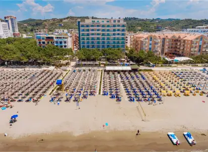 Hotel Albanian Star, Albania