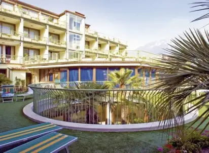 Hotel Alexander (Limone), Jezioro Garda