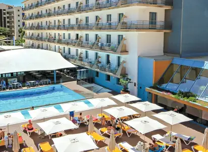Hotel Alhambra (Santa Susanna), Hiszpania