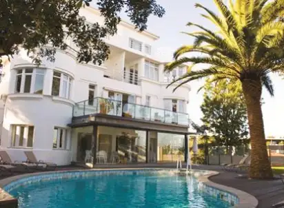Hotel Amazonia (Estoril), Riwiera Lizbońska