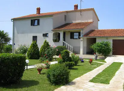 Hotel Ap. z parkingiem, Pula/Rakalj, Istria