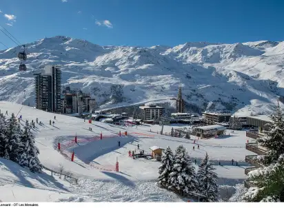 Hotel Apartamenty - Les Menuires, Francja