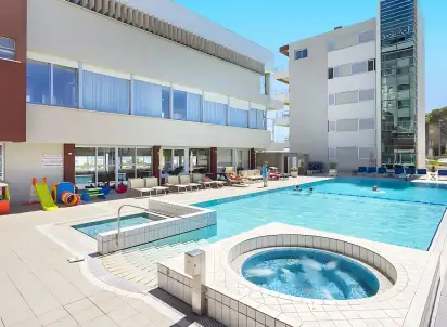 Hotel Ascot (Rimini), Riwiera Adriatycka