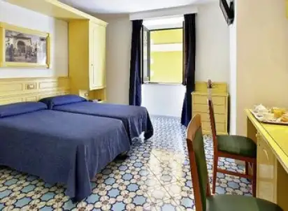 Hotel Astoria (Sorrento), Kampania