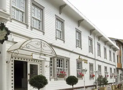 Hotel Avicenna, Stambuł