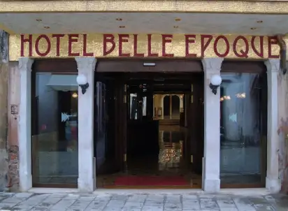 Hotel Belle Epoque, Włochy
