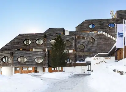 Hotel Blu Senales (ex Club Hotel Zirm / Cristal), Tyrol Południowy