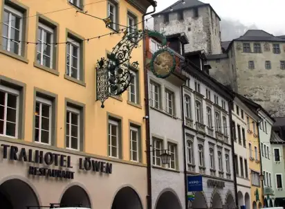 Hotel Central Lowen, Innsbruck