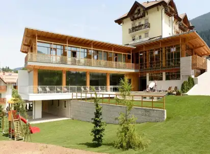 Hotel Corona Dolomites, Paganella