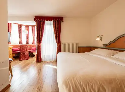Hotel Cristina, Włochy