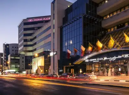 Hotel Crowne Plaza Dubai - Deira, Dubaj
