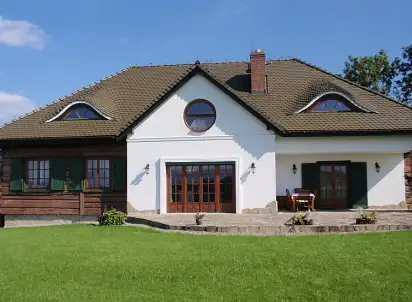 Hotel Dom z kominkiem, parkingiem, basenem, Rychwałd, Beskid Sądecki