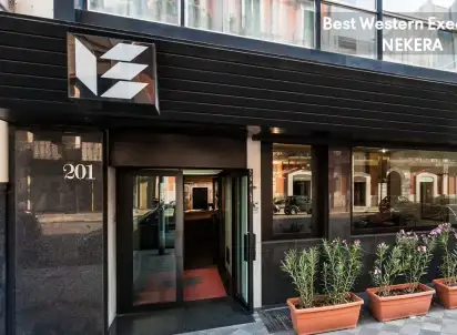 Hotel Executive Business, Włochy