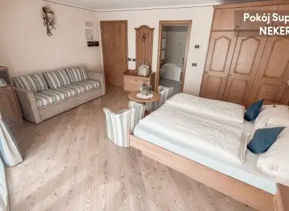 Hotel Flora, Włochy