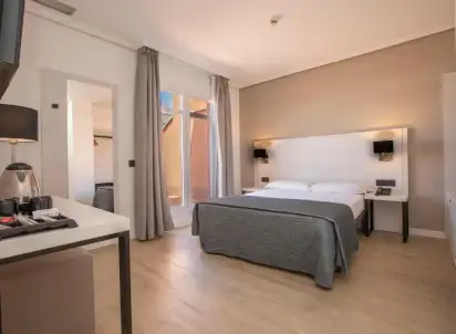 Hotel Ganivet, Madryt