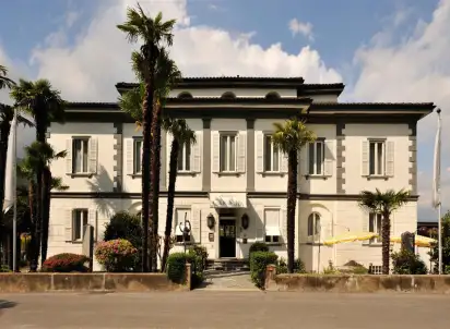 Hotel Gardenia, Szwajcaria